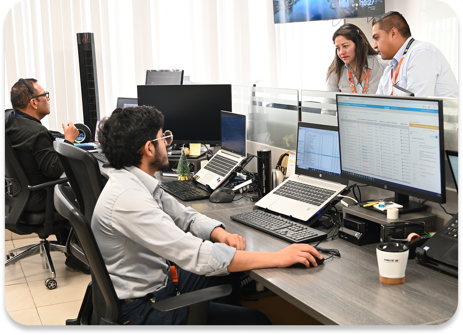 CRECIMIENTO CORPORATIVO